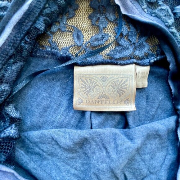 Blue Cotton and Lace Short Sleeved Blouse Tank, Size Large - Picture 3 of 7